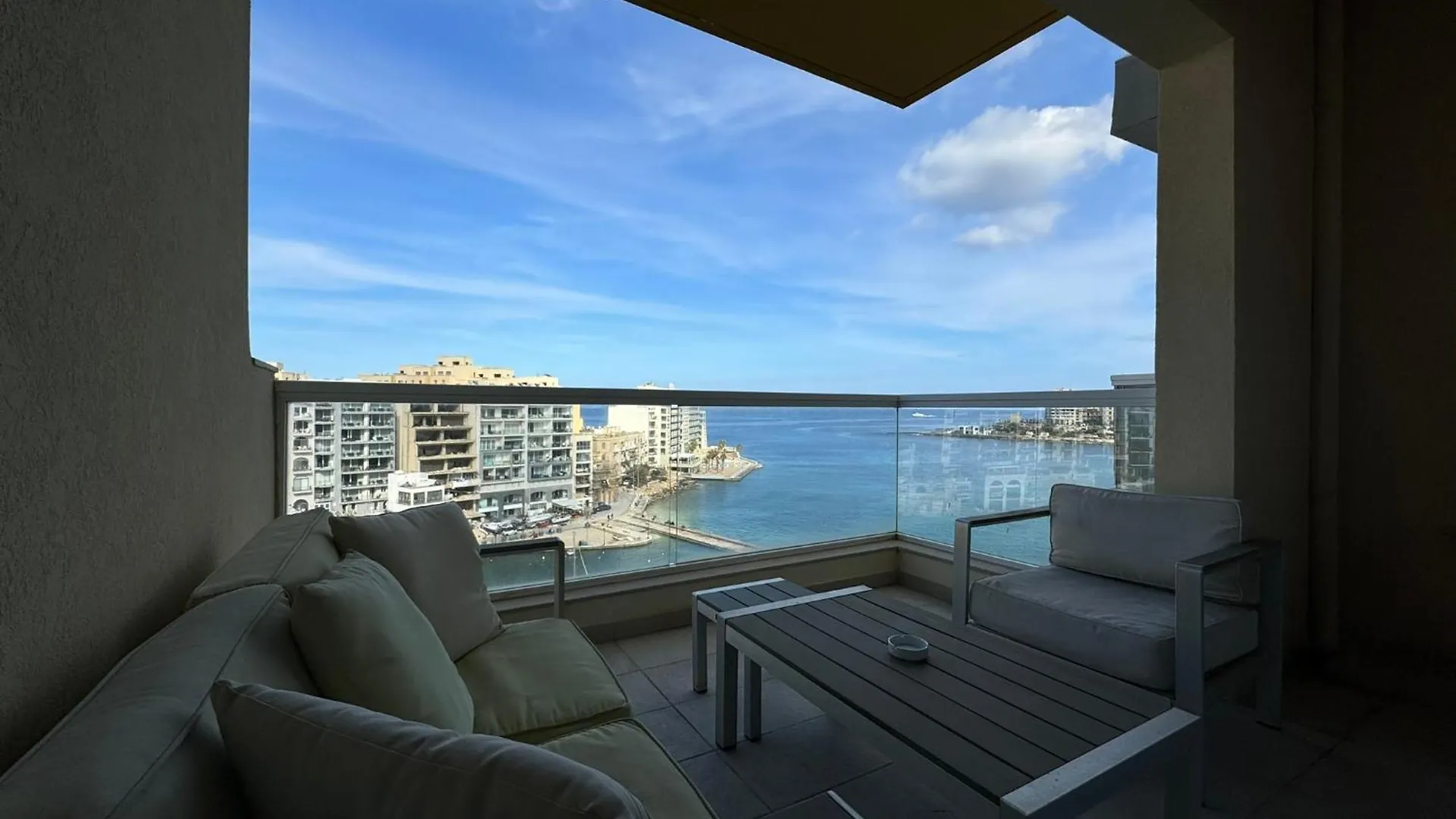 Giuliani Seafront 12 Apartment Saint Julian's 0*,  Malta